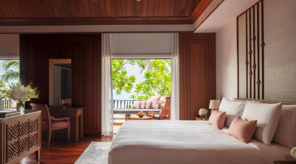 Club Anantara Sea View Suite at Anantara Hua Hin Resort