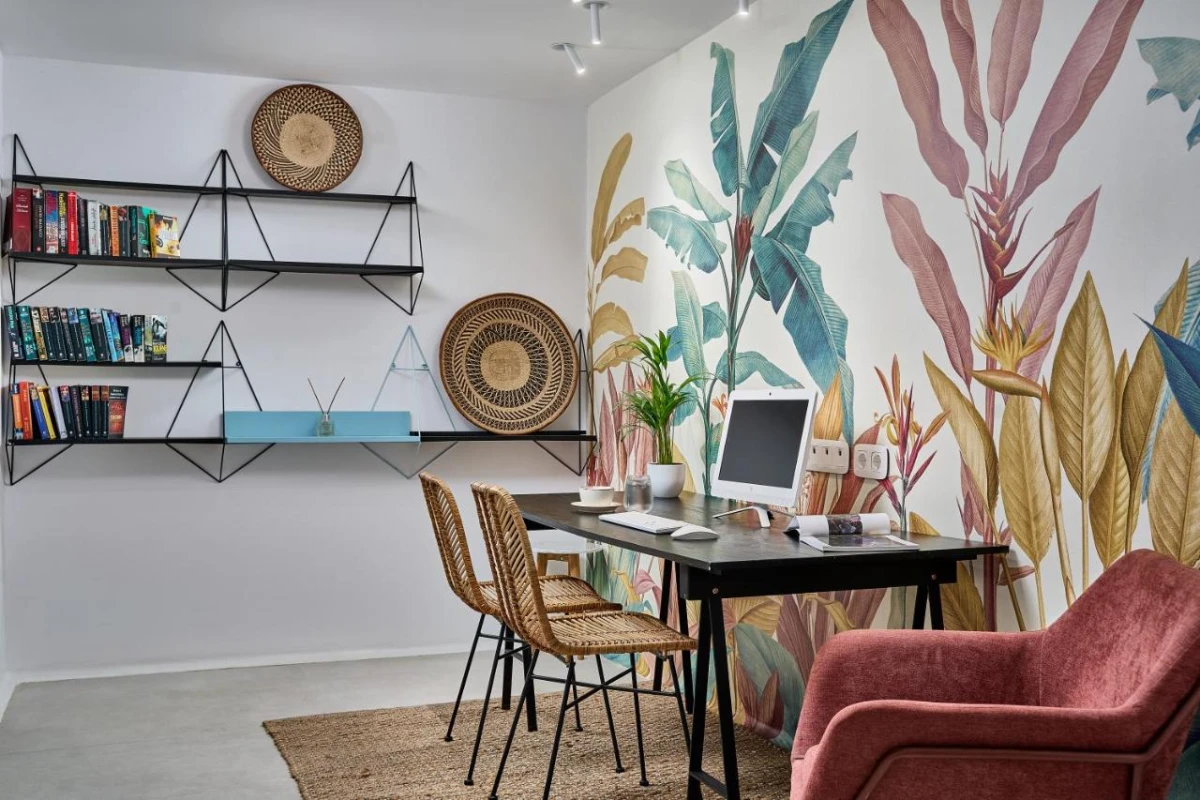 Adorno Beach Hotel & Suites