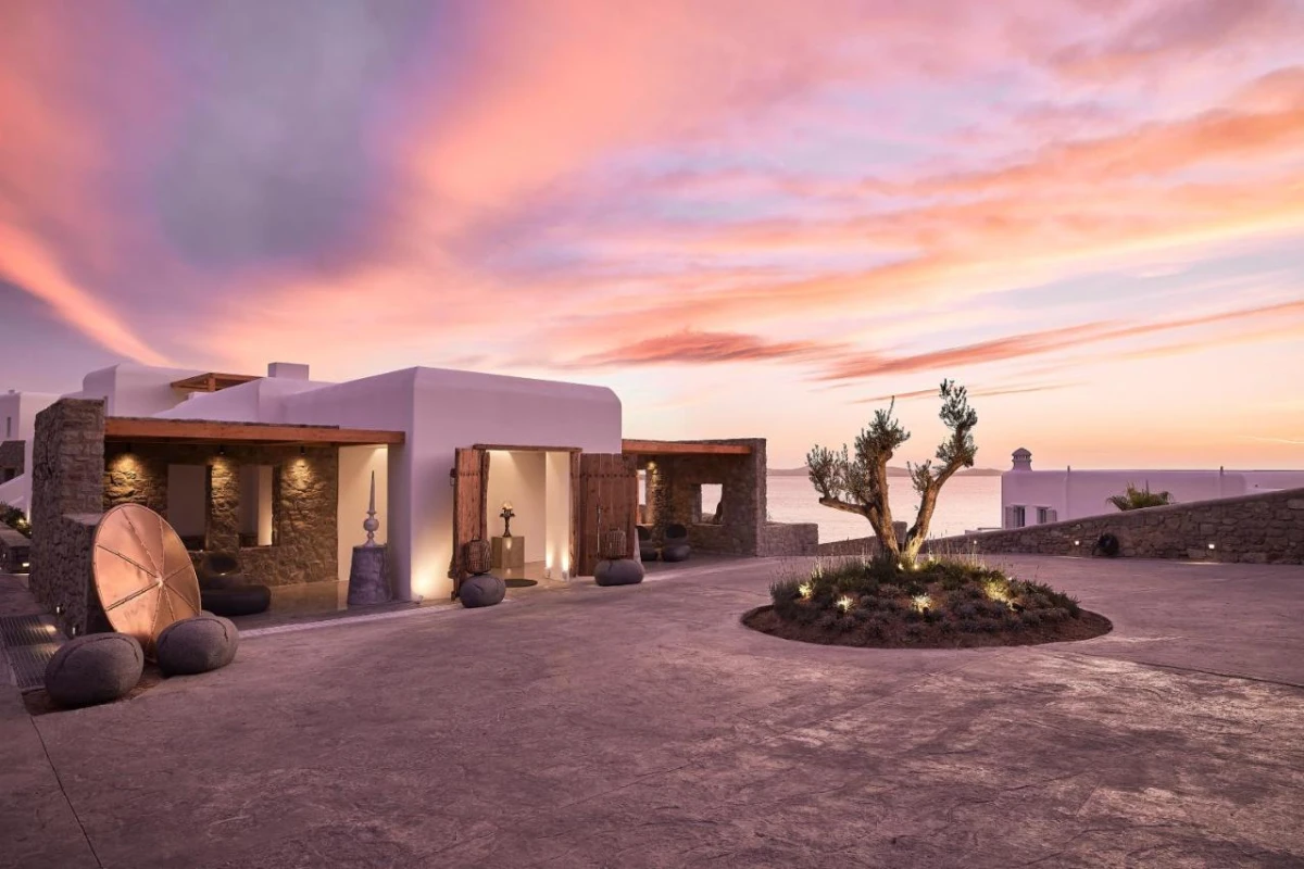 Amazon Mykonos Resort & Spa