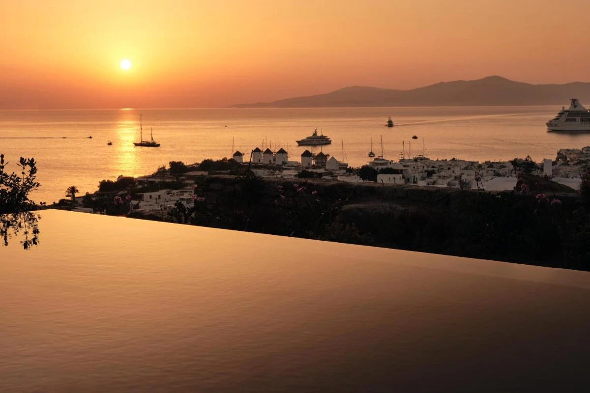 Belvedere Mykonos Hilltop Complex Rooms & Suites