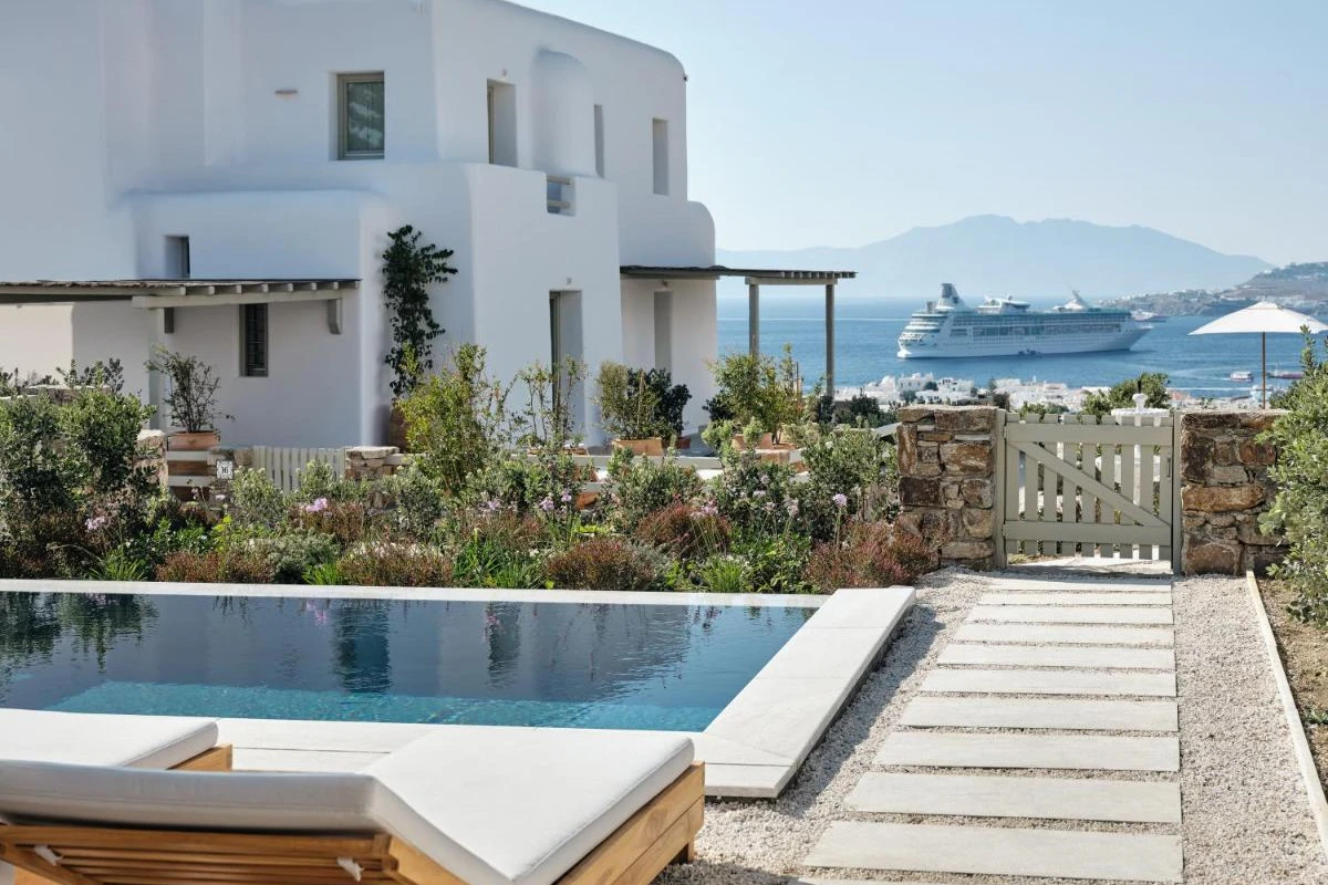 Belvedere Mykonos Hilltop Complex Rooms & Suites