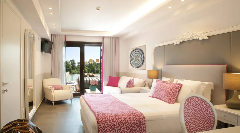 Junior Suite with Private Pool at Avaton Luxury Hotel & Villas Relais & Chateaux