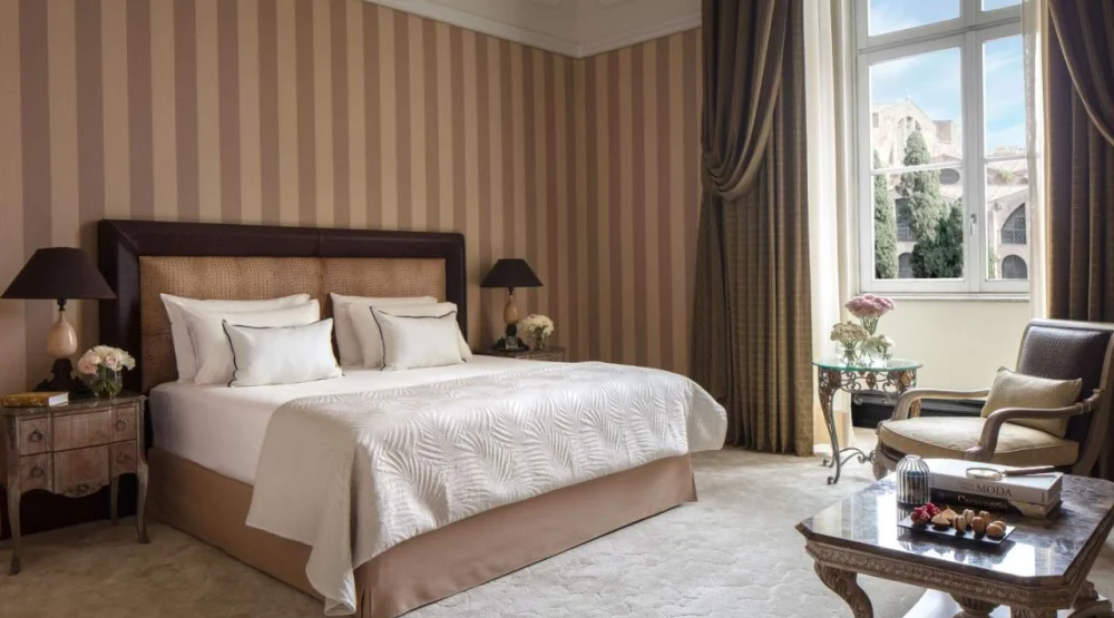 Junior Suite with Extra Bed at Anantara Palazzo Naiadi