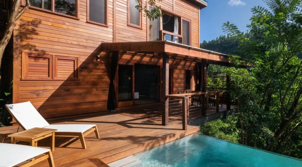 Suite at Secret Bay
