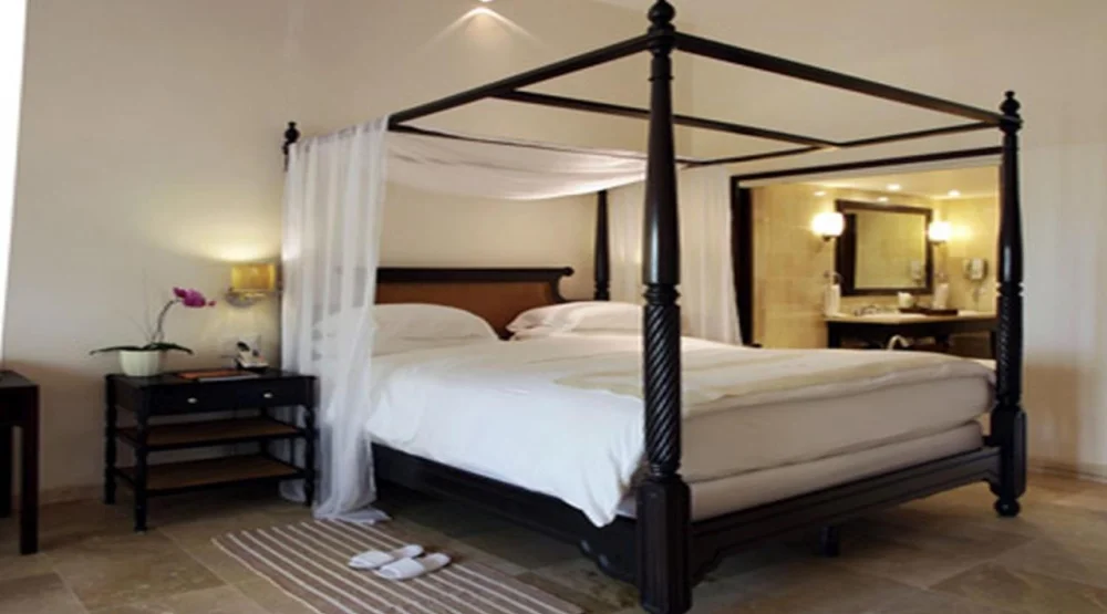 Junior Suite Lanai with Ocean Front at Casa Colonial Beach & Spa