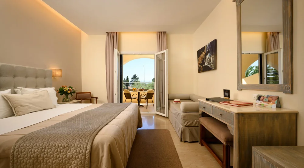 Triple Room at Art Hotel Debono