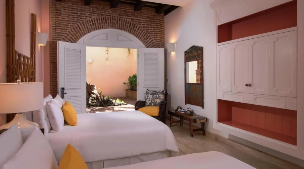 Superior Colonial Room at Casas Del XVI