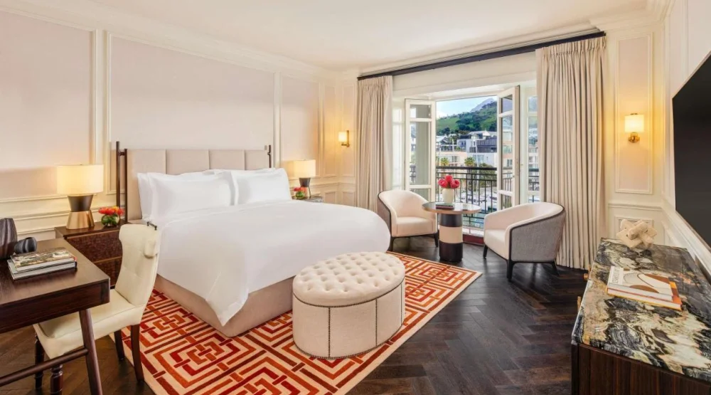 Fairmont Room with Harbor View at Cape Grace