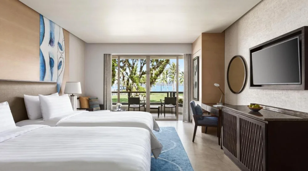 Horizon Club Seaview Twin Room at Shangri-La Tanjung Aru Kota Kinabalu