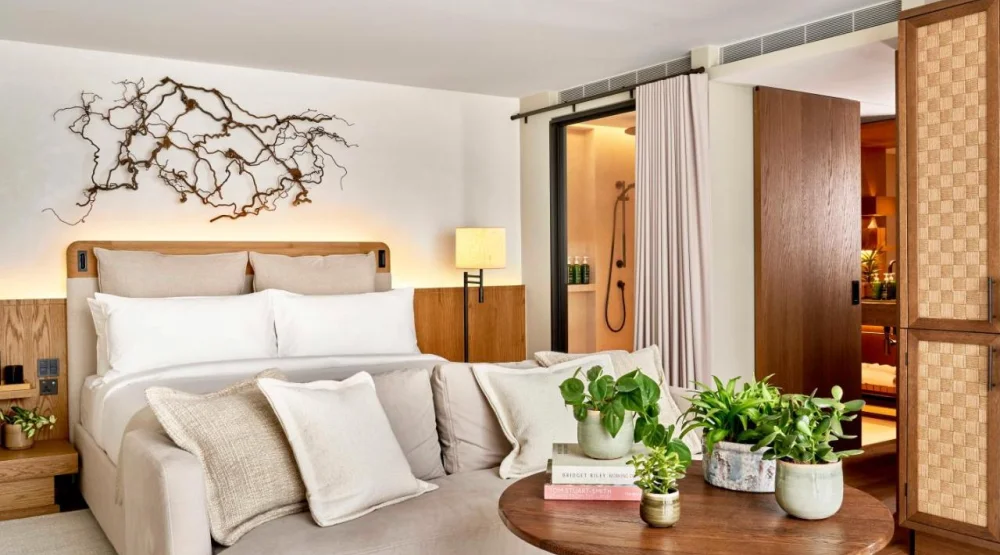 Junior Suite at 1 Hotel Mayfair