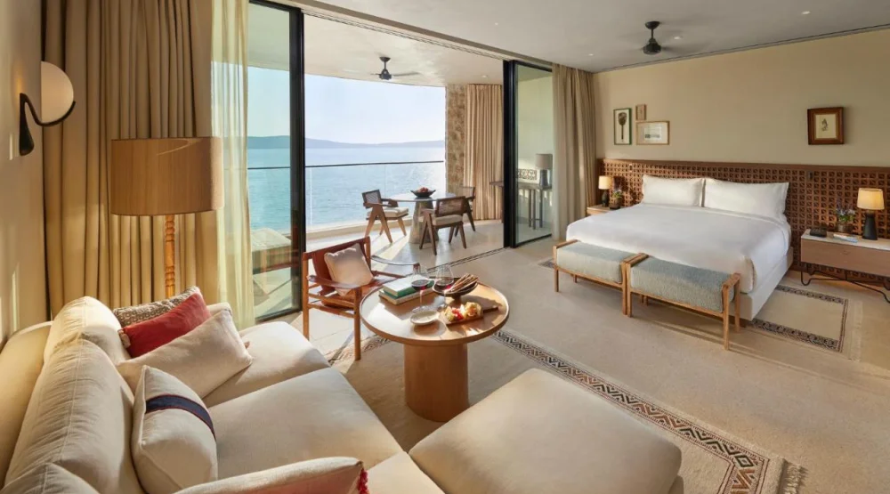 Bay View Junior Suite King Or Twin at Mandarin Oriental Costa Navarino