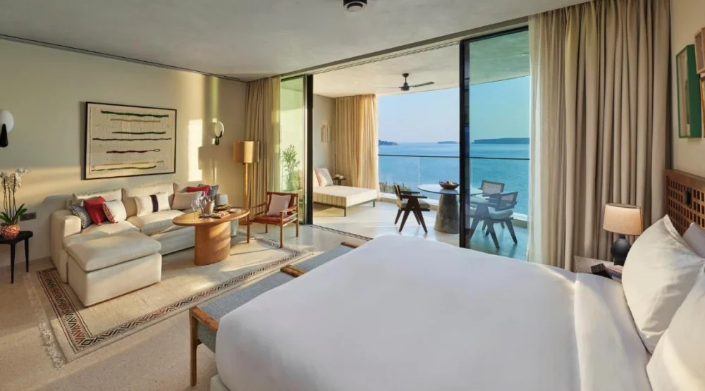 Interconnecting Deluxe Bay View Junior Suites at Mandarin Oriental Costa Navarino