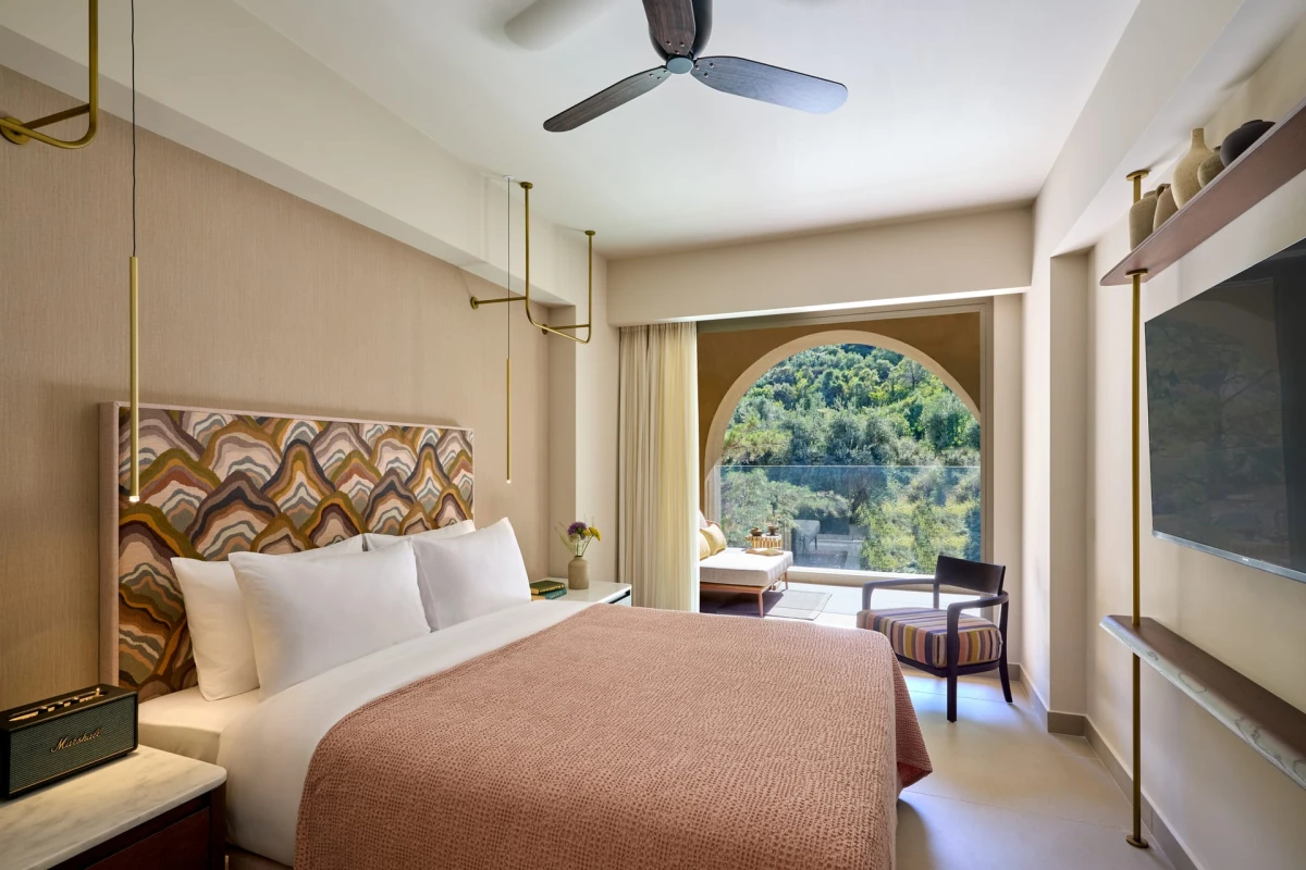 Avali, Mar-Bella Collection