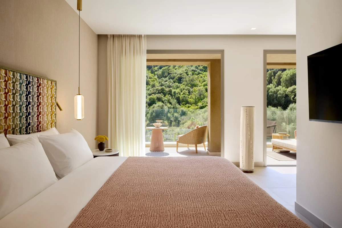 Avali, Mar-Bella Collection