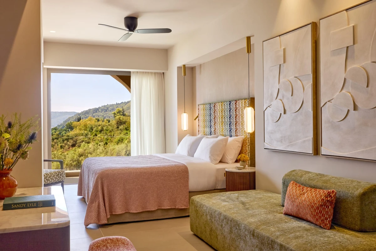 Avali, Mar-Bella Collection