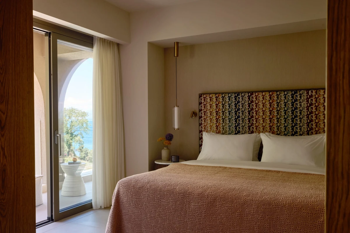 Avali, Mar-Bella Collection