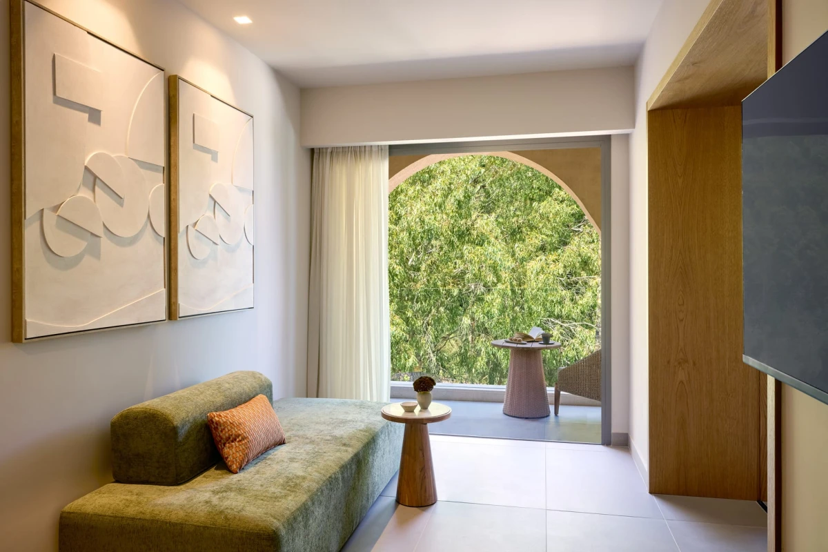 Avali, Mar-Bella Collection