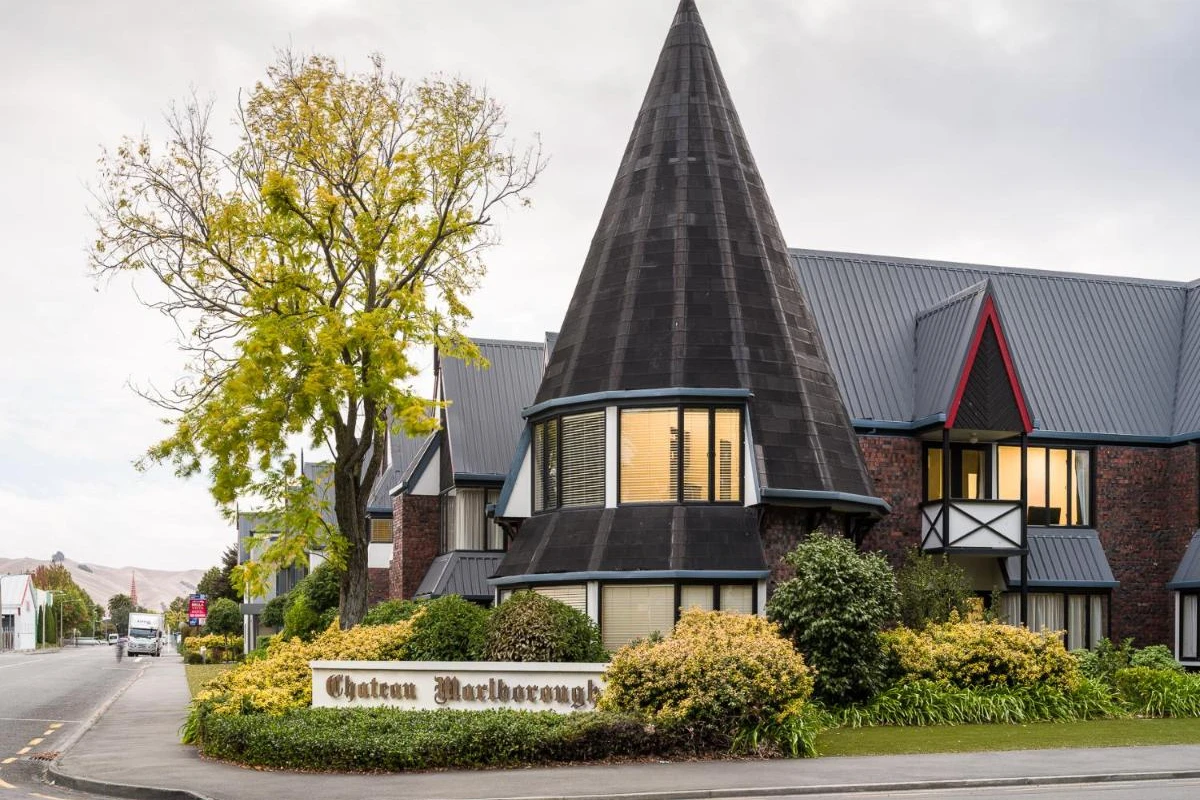 Canmore Chateau Marlborough