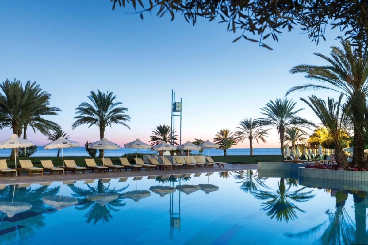 Constantinou Bros Athena Royal Beach