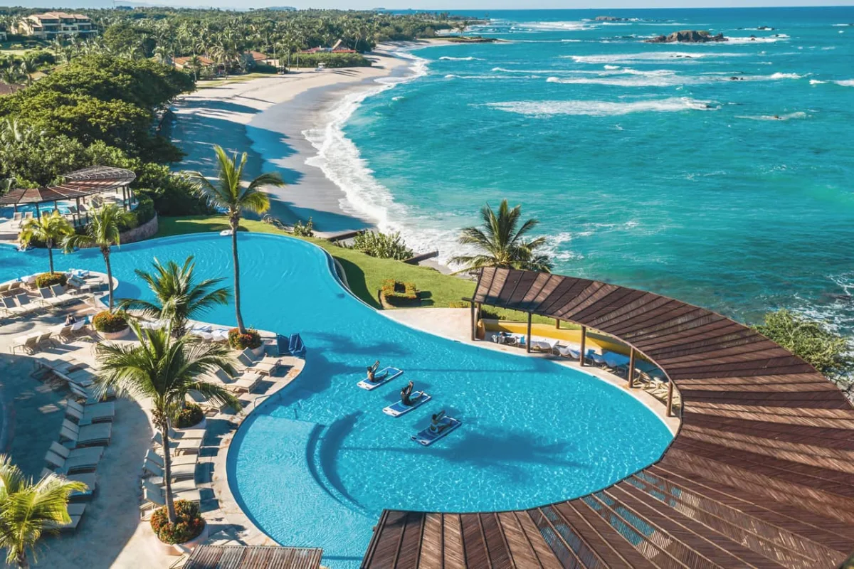 Four Seasons Resort Punta Mita