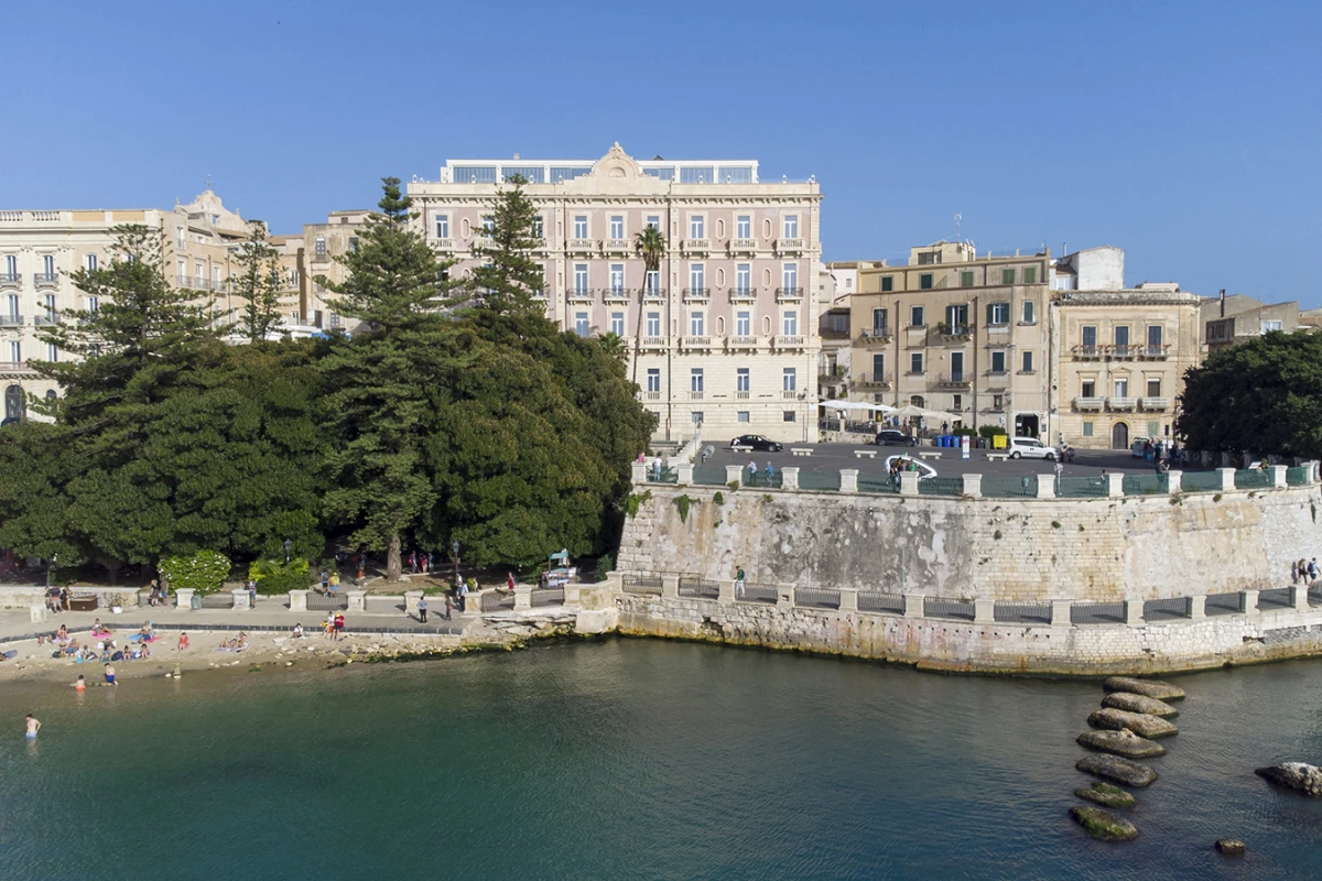 Grand Hotel Des Etrangers