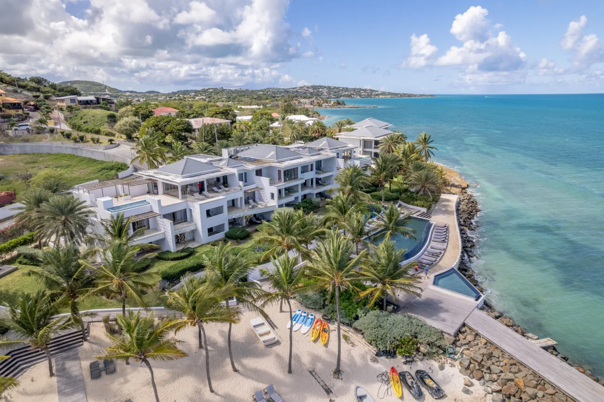 Hodges Bay Resort & Spa