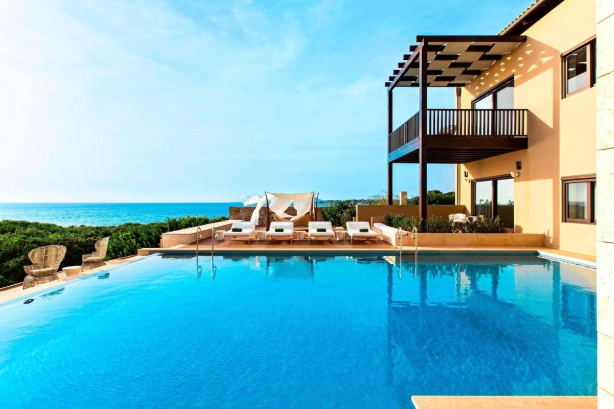 The Romanos, a Luxury Collection Resort