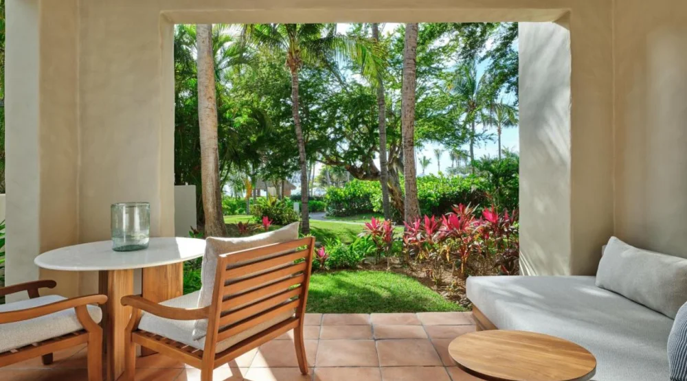 Deluxe Garden View One King, Guest Room, One King, Garden View at The St. Regis Punta Mita Resort