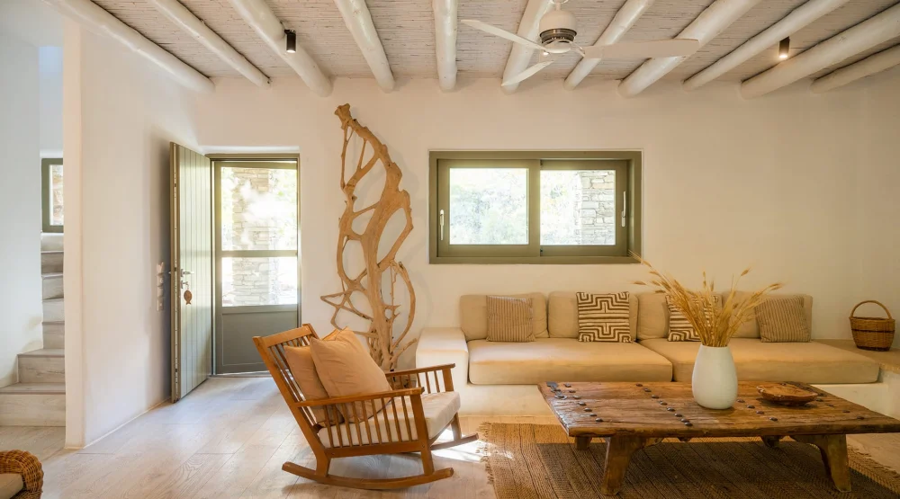 Family Villa Near The Beach at Onar Andros