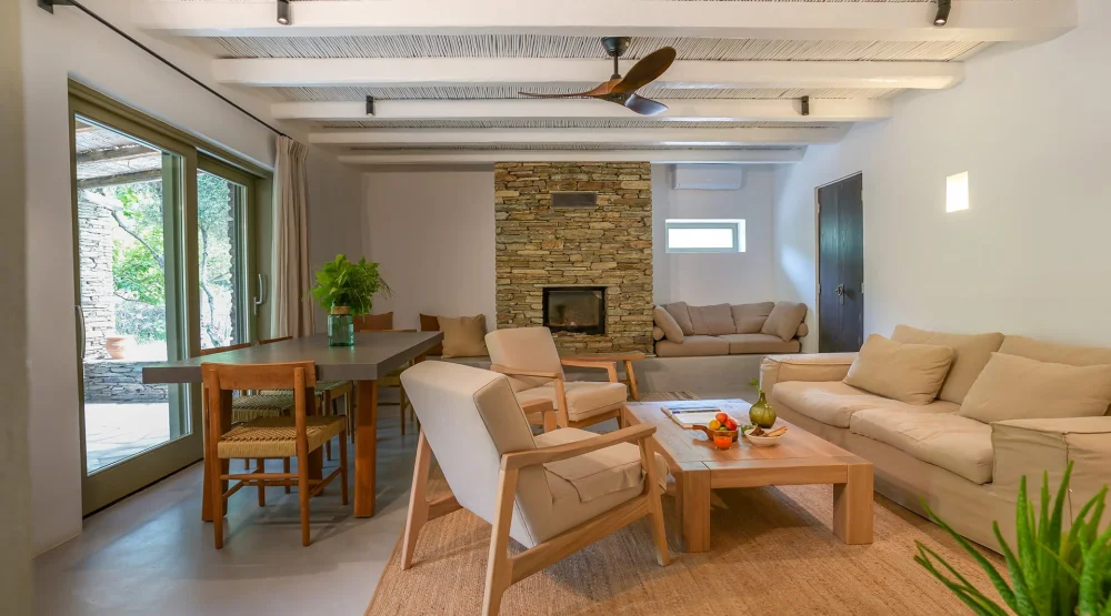 Superior Villa Near The Beach at Onar Andros