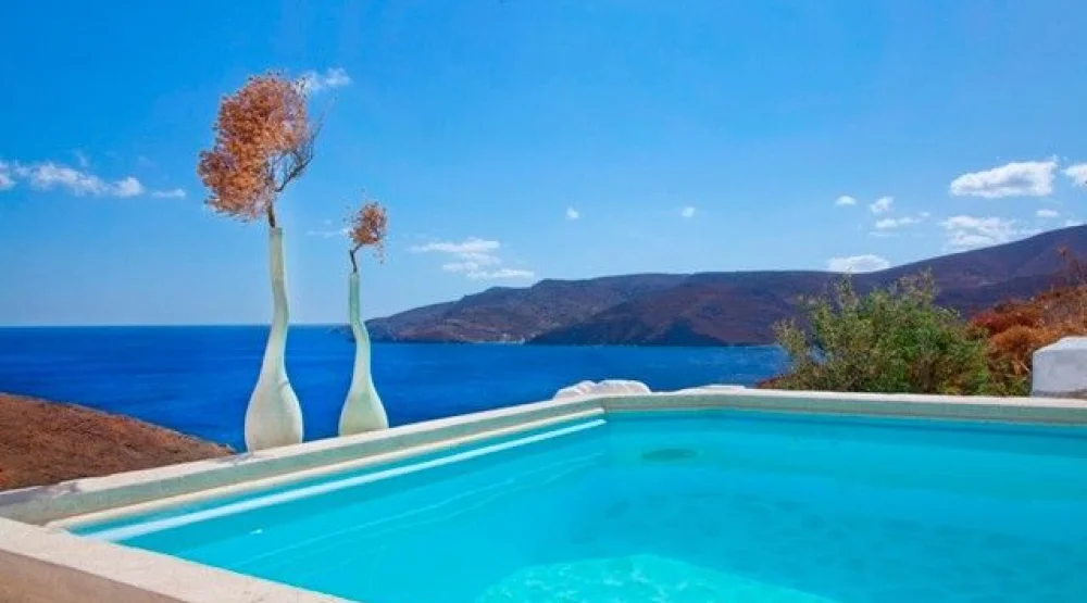 Junior Suite with Outdoor Jacuzzi Egeo at Tholaria Boutique Hotel