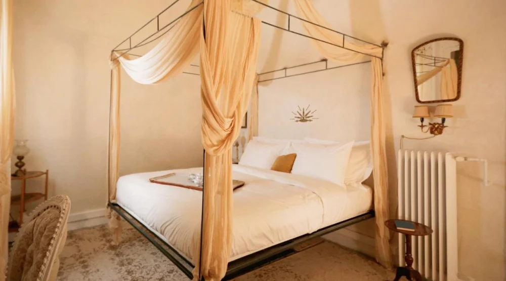 Romantic Dust at Shila Athens