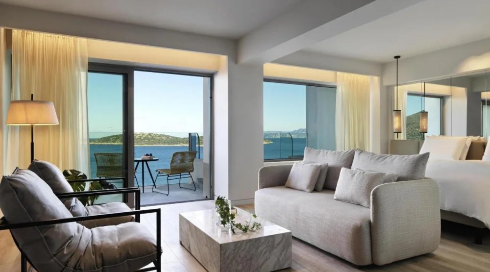 Suite Stunning Sea View with Plunge Pool at NIKO Seaside Resort MGallery