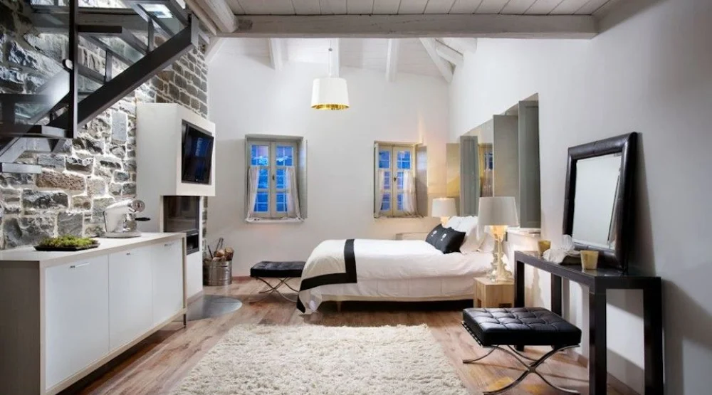 Master Suite at Mikro Papigo 1700 Hotel & Spa
