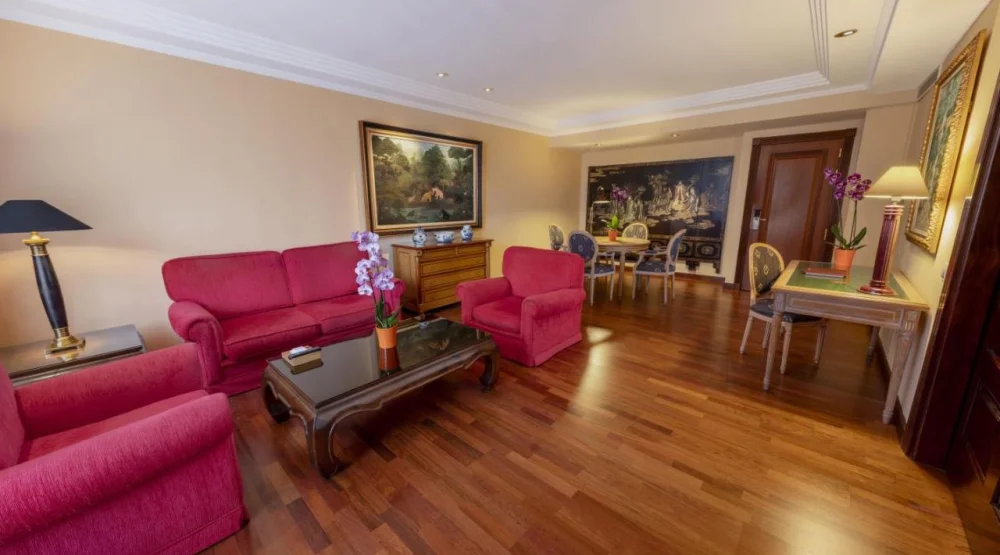Senator Suite Teide View at Hotel Botanico & The Oriental Spa Garden