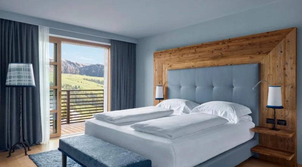 Suite with Mountain View at COMO Alpina Dolomites