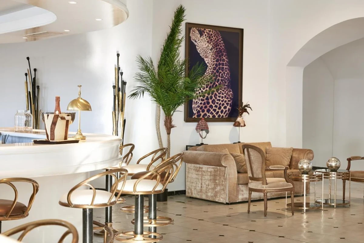 Caramel, A Resort to Live Crete