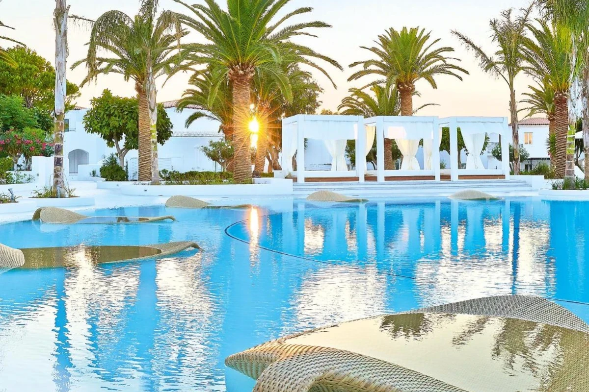 Caramel, A Resort to Live Crete