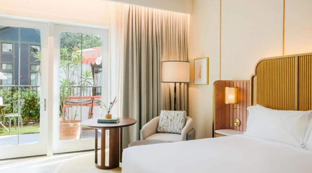 Premium Pool View Double Queen Suite at Hotel Bardo Savannah