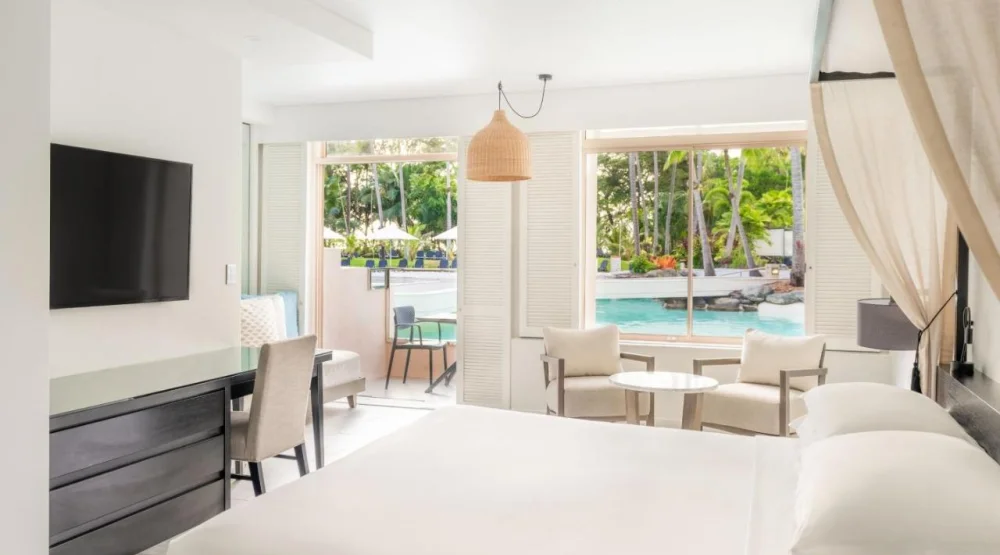 Deluxe King Large Lagoon Access at Sheraton Grand Mirage Resort, Port Douglas