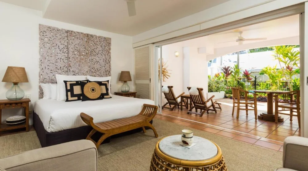 Veranda King Room with Outdoor Living, Pool and Garden View at The Reef House Adults Retreat
