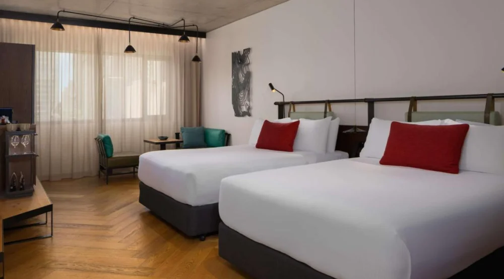 Qt Twin Room at QT Melbourne