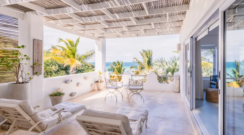 Bazaruto at Santorini Mozambique