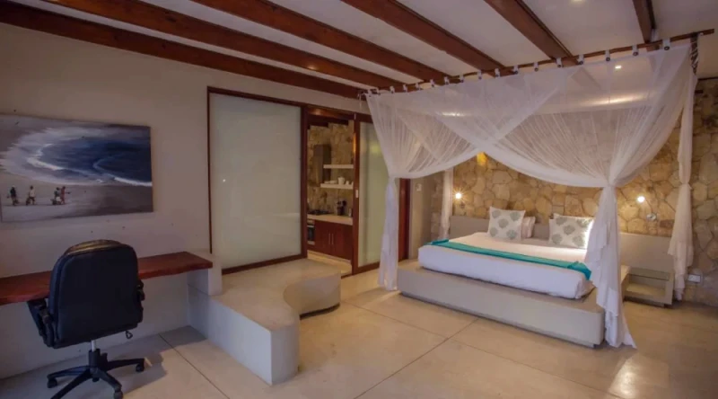 Luxury Beach Suite at Bahia Mar Boutique Hotel