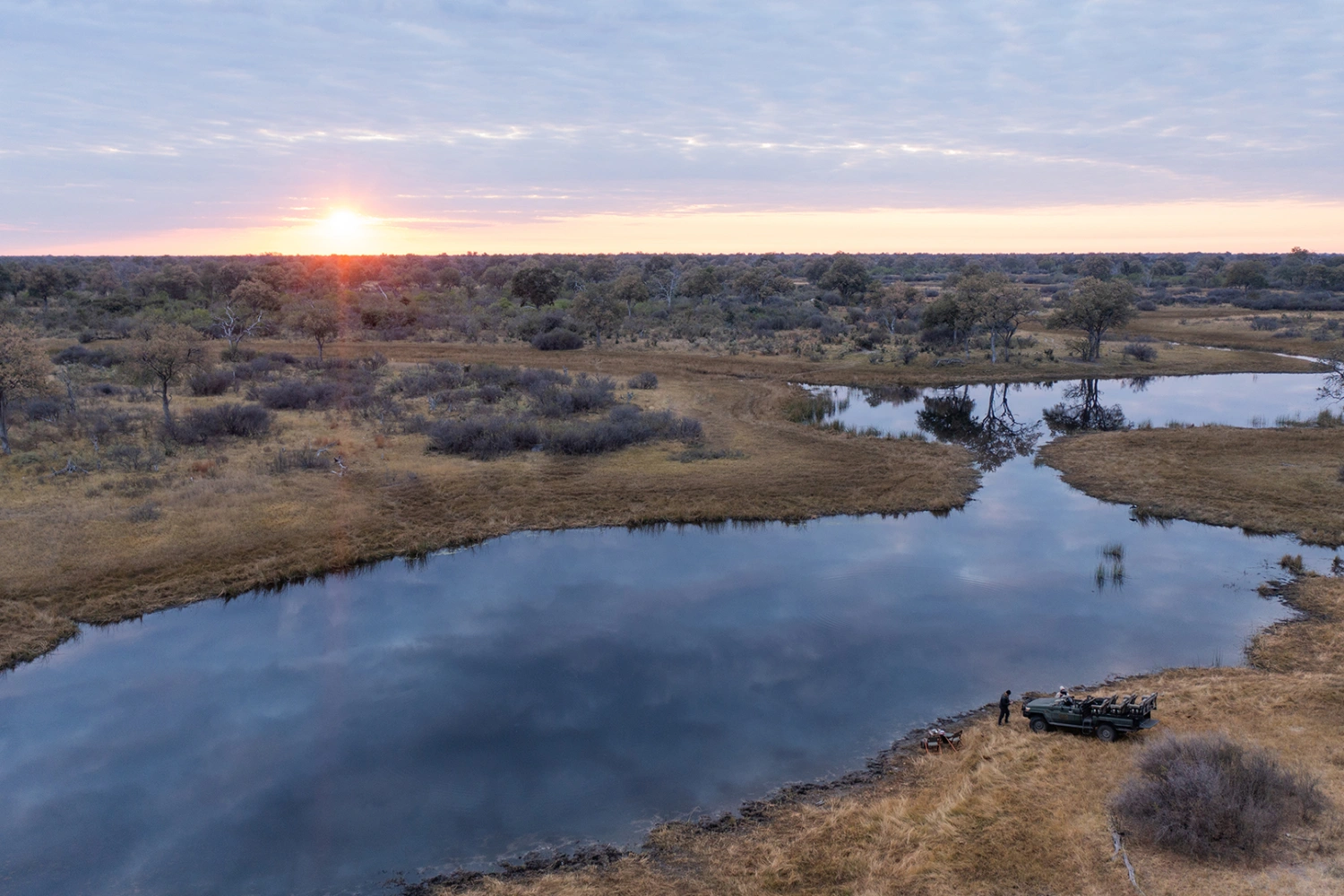 Selinda Explorers Camp