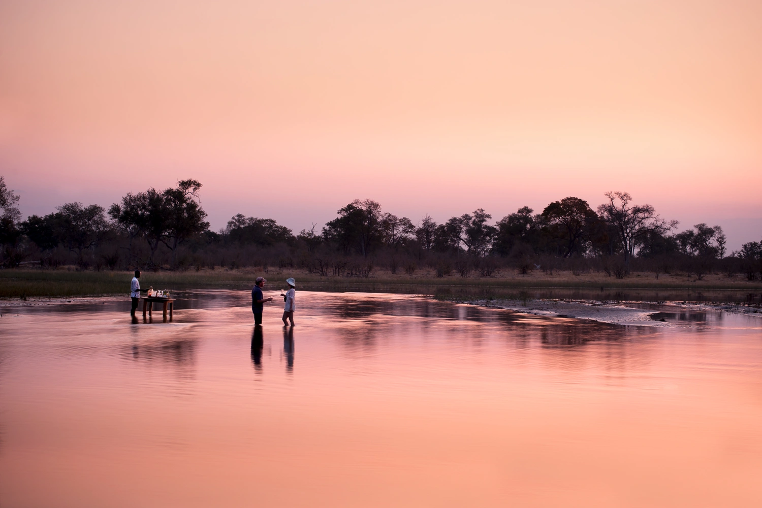 Selinda Explorers Camp
