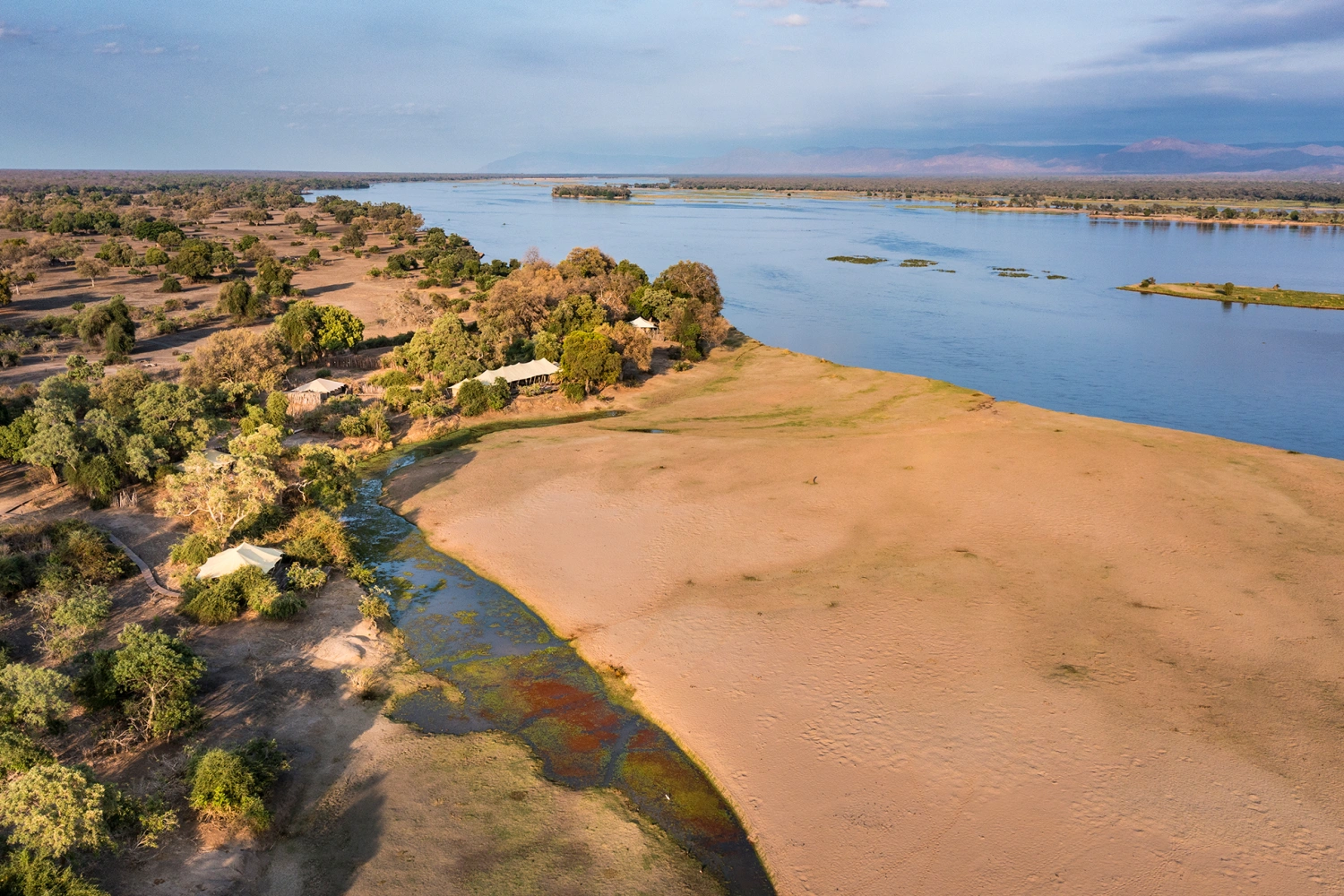 Tembo Plains Camp