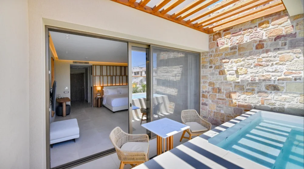 Jacuzzi Suite at Royal Pearl Island Chios Hotel & Spa