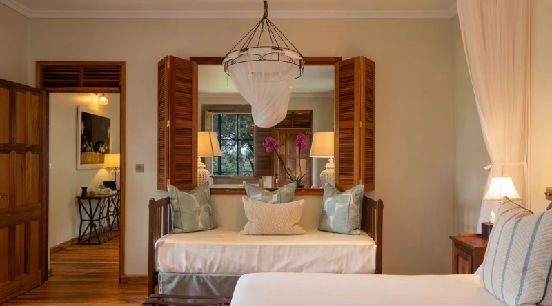 Finch Hatton Suite - Garden Manor at Giraffe Manor