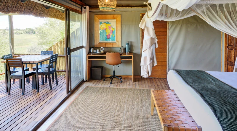 Family Room at Leroo La Tau